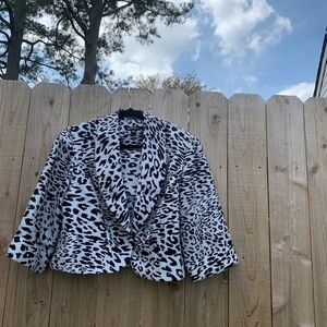 Dana Kay Size 14W Blazer‎ Jacket Black White  Unlined 3/4 Sleeve animal print